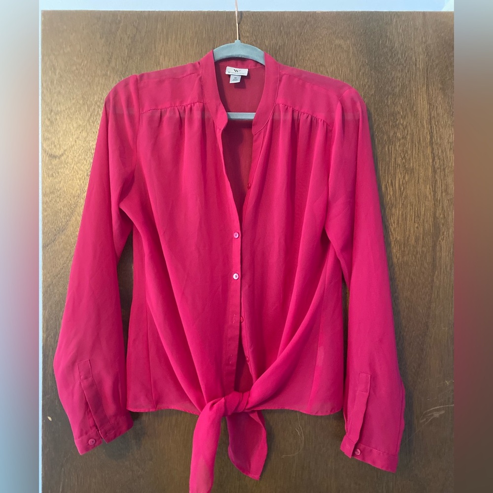Like New Worthington Sheer Fuchsia Tie Front Button Down Blouse size Medium
